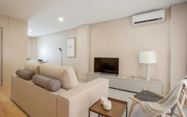 Liiiving In Porto  Luxury Boutique Apart