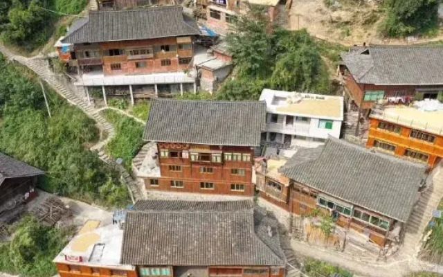 Leishan Miaogewang Farm Homestay