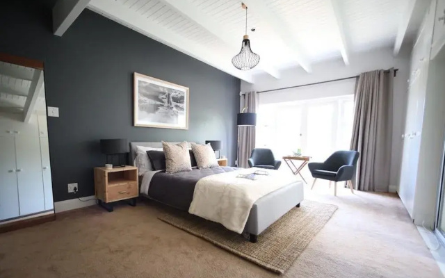 Plattekloof Views - Adults Only