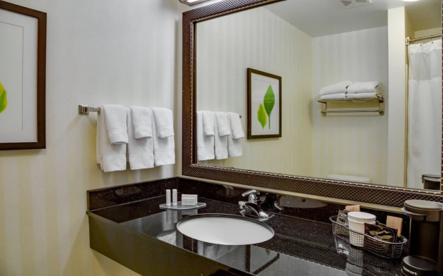 Fairfield Inn & Suites Lake City