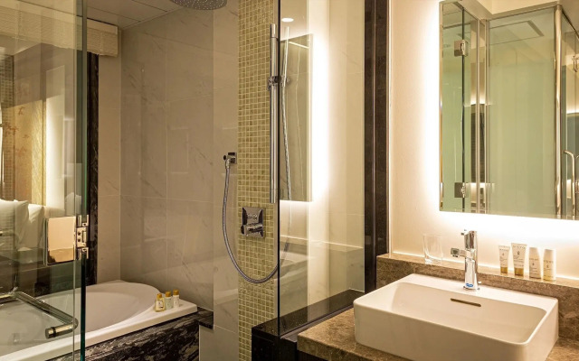 Okinawa Kariyushi Resort Exes Naha