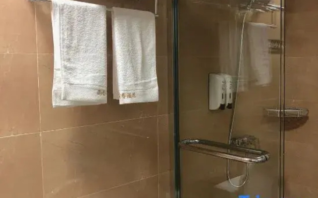 Hangzhou Yushe Hotel (Heyu Road Metro Station Branch)