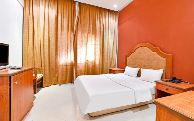 Riviera Hotel by OYO