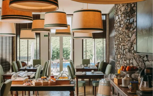 Отель The Manor House Celeirós