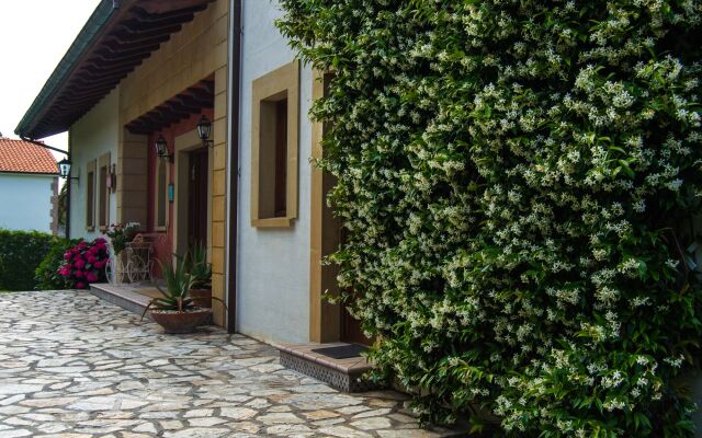 Hotel Posada La Robleda - Solo adultos вид на фасад