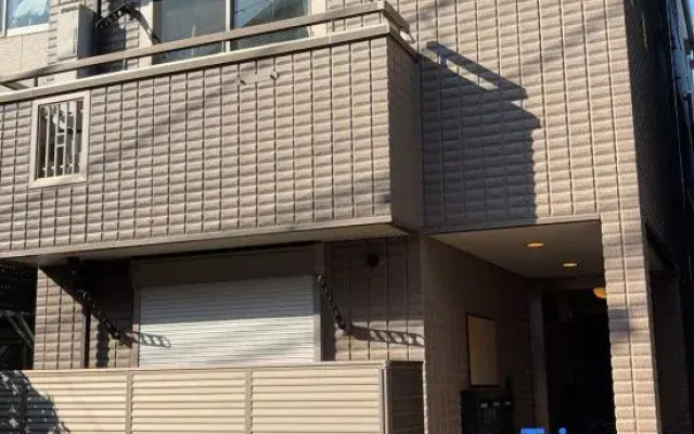 Louis Stage Nishi-Shinjuku