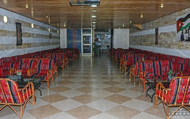 Mansi Hotel Suite