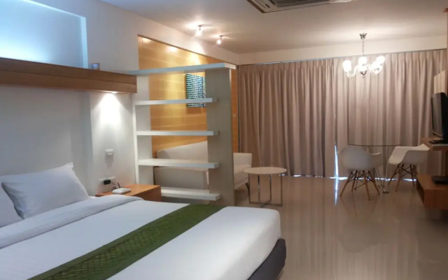 The Green Golf Residence Condominium