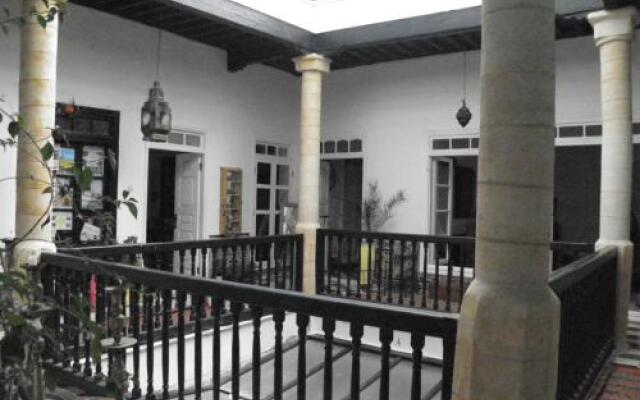 La Maison Des Artistes Officiel Home Facebook