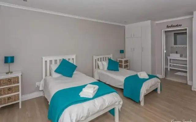 Gansbaai Seafront Holiday House: Ons C-huis