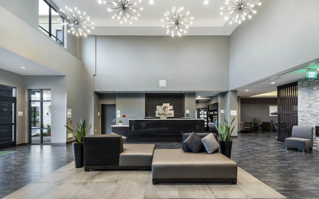 Holiday Inn & Suites Silicon Valley - Milpitas by IHG