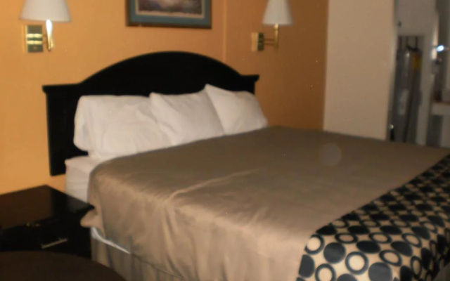 Split Mountain Motel