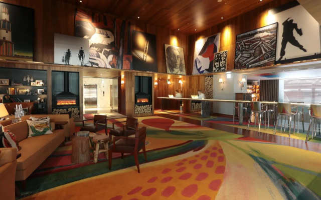 S Hotel Designed by Philippe Starck (Quarantine Hotel)