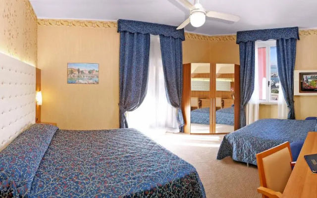 Hotel Vela dOro Dependence
