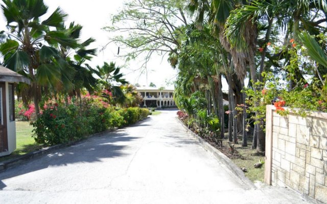 Cortsland Hotel in St. John's, Antigua and Barbuda from 163$, photos, reviews - zenhotels.com hotel front