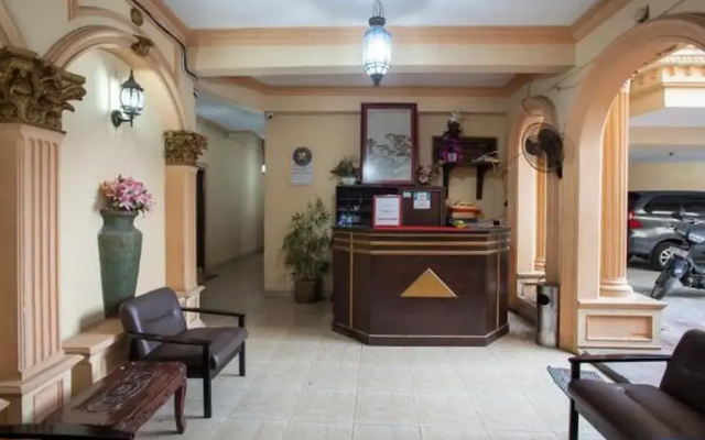 RedDoorz near Ciputra World 2 Surabaya