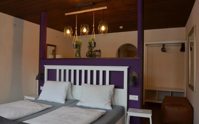 Dahoam by Sarina - Rooms  Suites