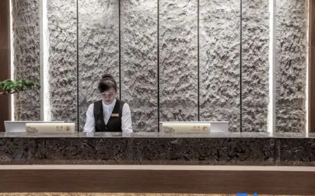 Yongfu County Golden Coast Royal Blessing Hotel