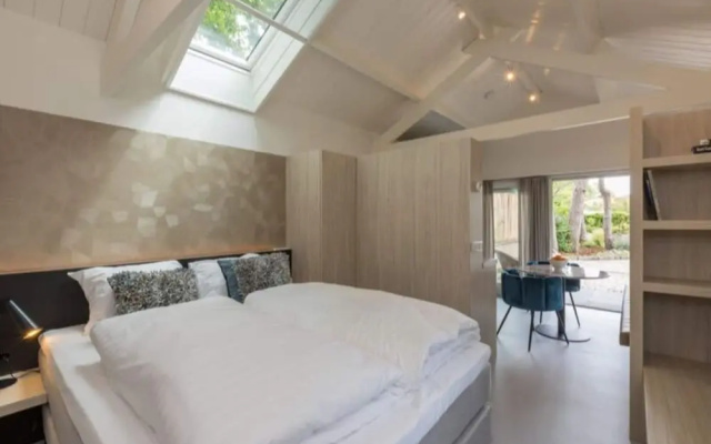 Luxury Holiday Home Near the Beach