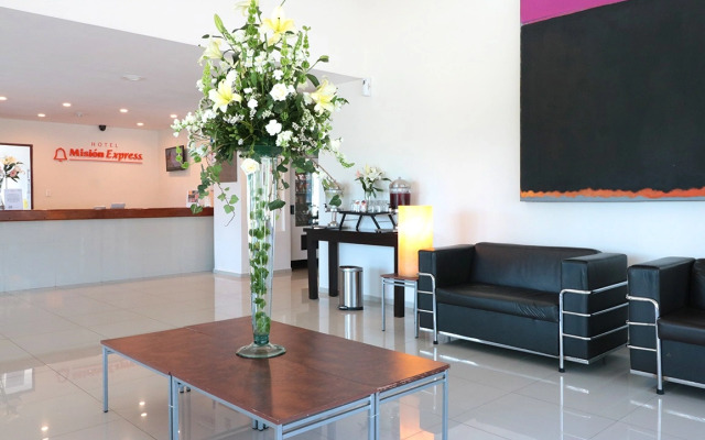 Hotel Misión Express Mérida Alta Brisa