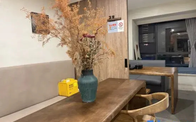 Yuanjia Homestay (Jixiangcun Subway Station)