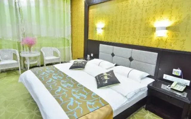 Zero Holiday Business Hotel Lijiang