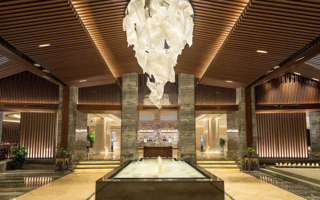 Dali International Hotel