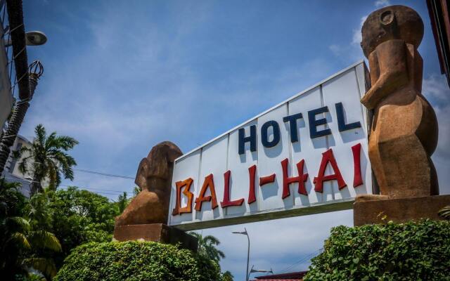 Bali-Hai Hotel вид на фасад