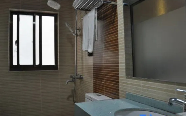 Q+ Jiuhuashan Hongyunlou Grand Hotel