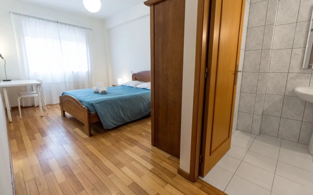 House and People - Quinta da Armada