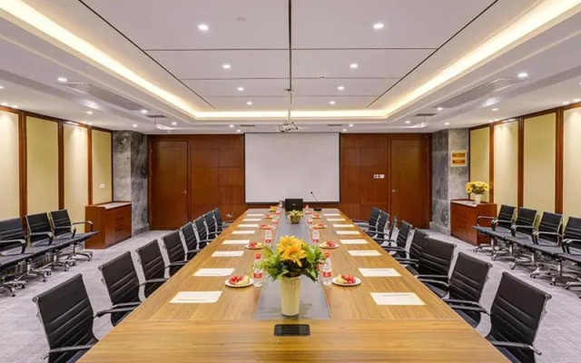 Vienna Hotel (Nanchang County Chengbi Lake)