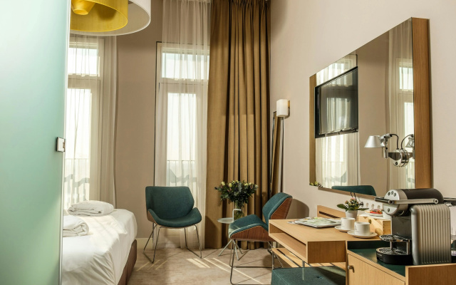 Amadi Panorama Hotel