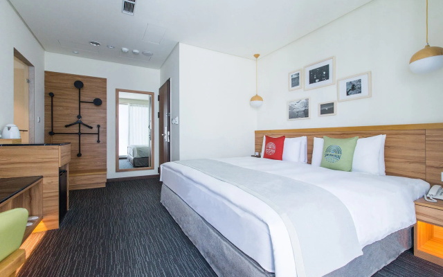 Sun Dialogue Hotel by Cosmos Creation