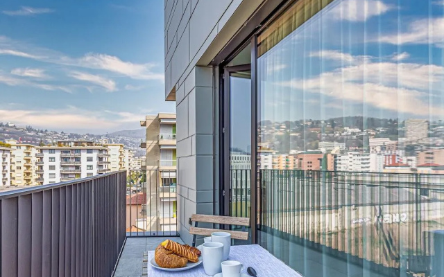 Icon H 506 Suite Business
