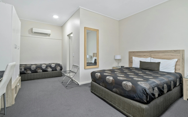 Sherbourne Terrace Hotel