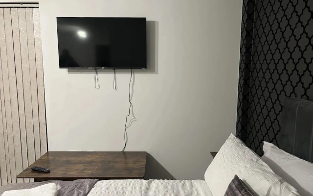 Luxury Studio Apartment