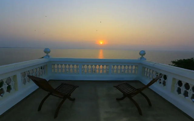 Monsoon Villa