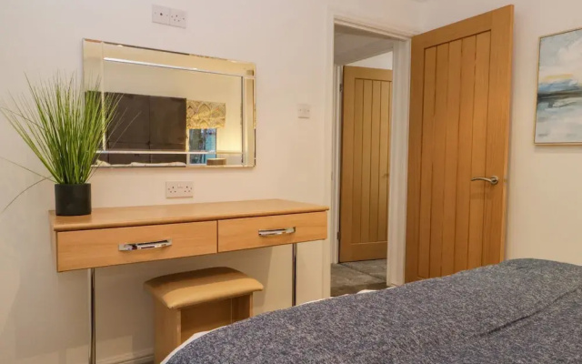 25 Thirlmere