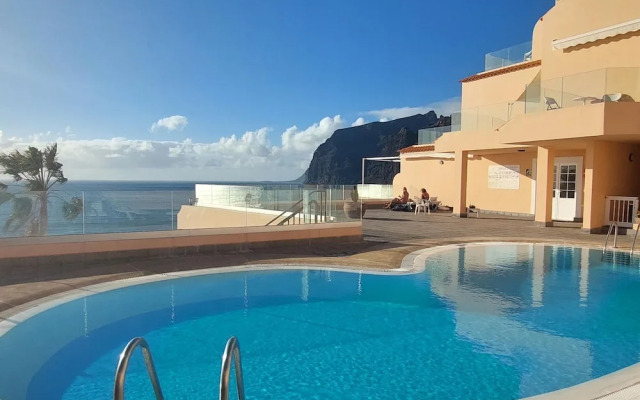 Estudio con Amplia Terraza en los Gigantes