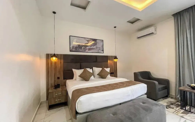 Huxton Hotel
