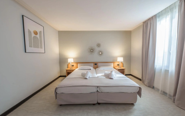 Best Western Plus Le Picardy Hotel & Spa