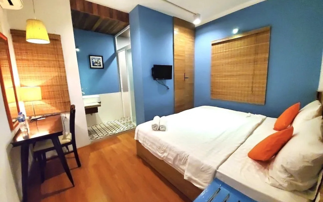Town House SG