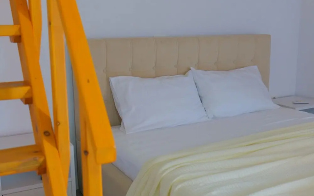 Alex & Sofi Hotel