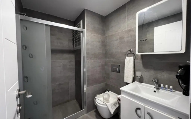 Deniz Otel