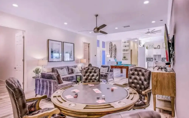 The Royal Bahamian- Pickleball Golf Sleeps 20