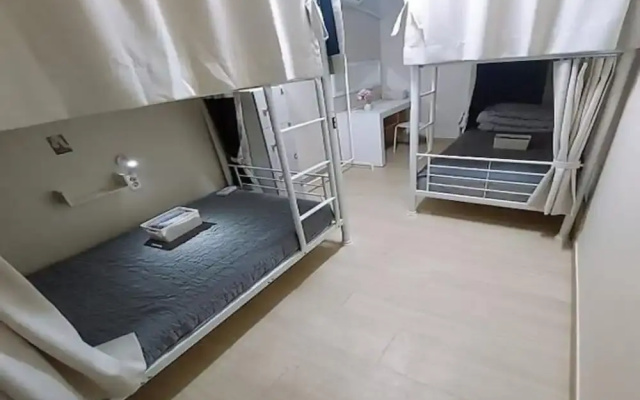 Funwave guesthouse in Haeundae