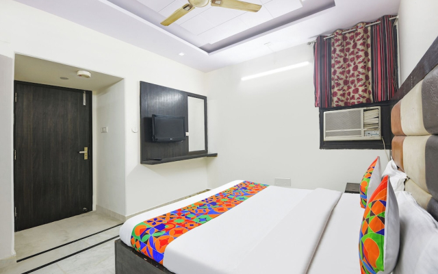 Fabhotel Vishesh Continental