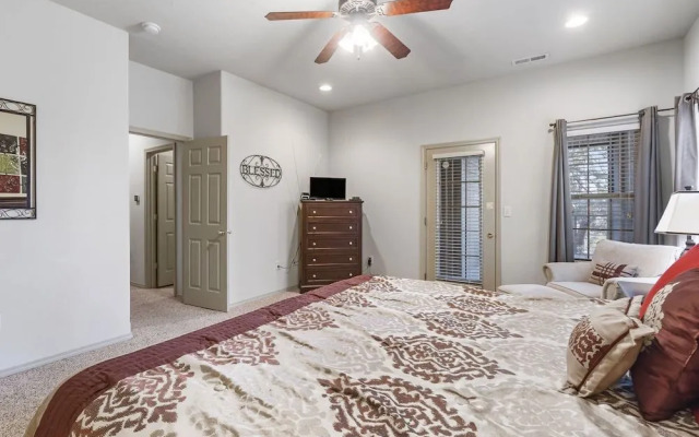 Silver Dollar Hideaway in Stonebridge Community