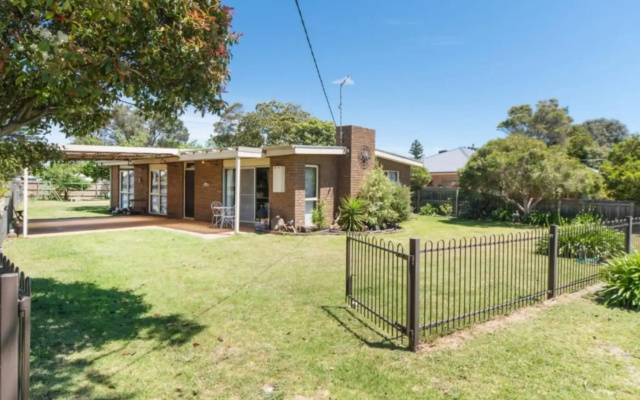 Raymond Cottage