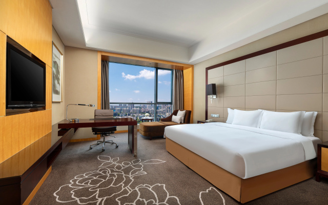 Crowne Plaza Yichang by IHG